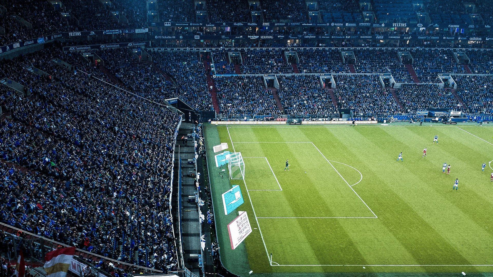 UFC 300震撼落幕，新旧王者交替引爆全球格斗热潮