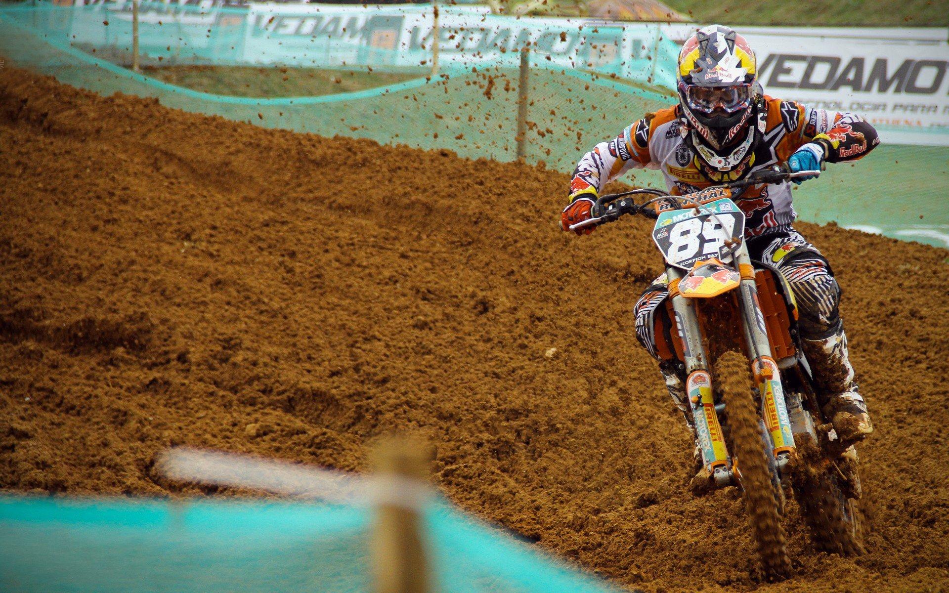 马奎尔赛后动情宣言，胜利献礼球迷，意义远超三分价值