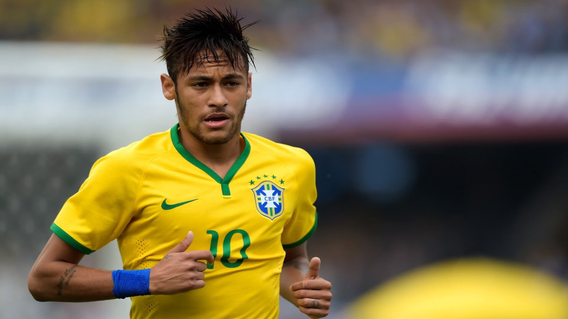 队报深度解析，欧冠海外法国球员闪耀，萨利巴稳健表现获评令人满意